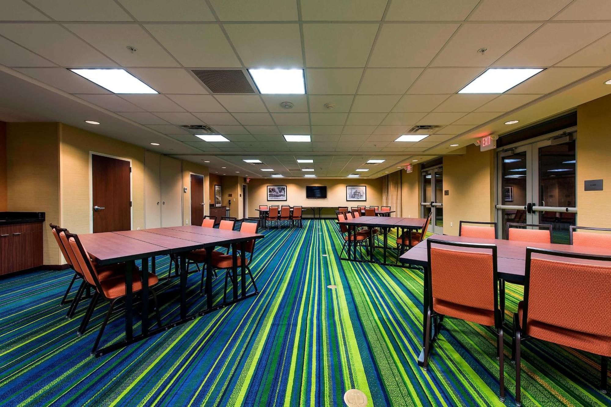 Fairfield Inn & Suites By Marriott Левънуърт Екстериор снимка
