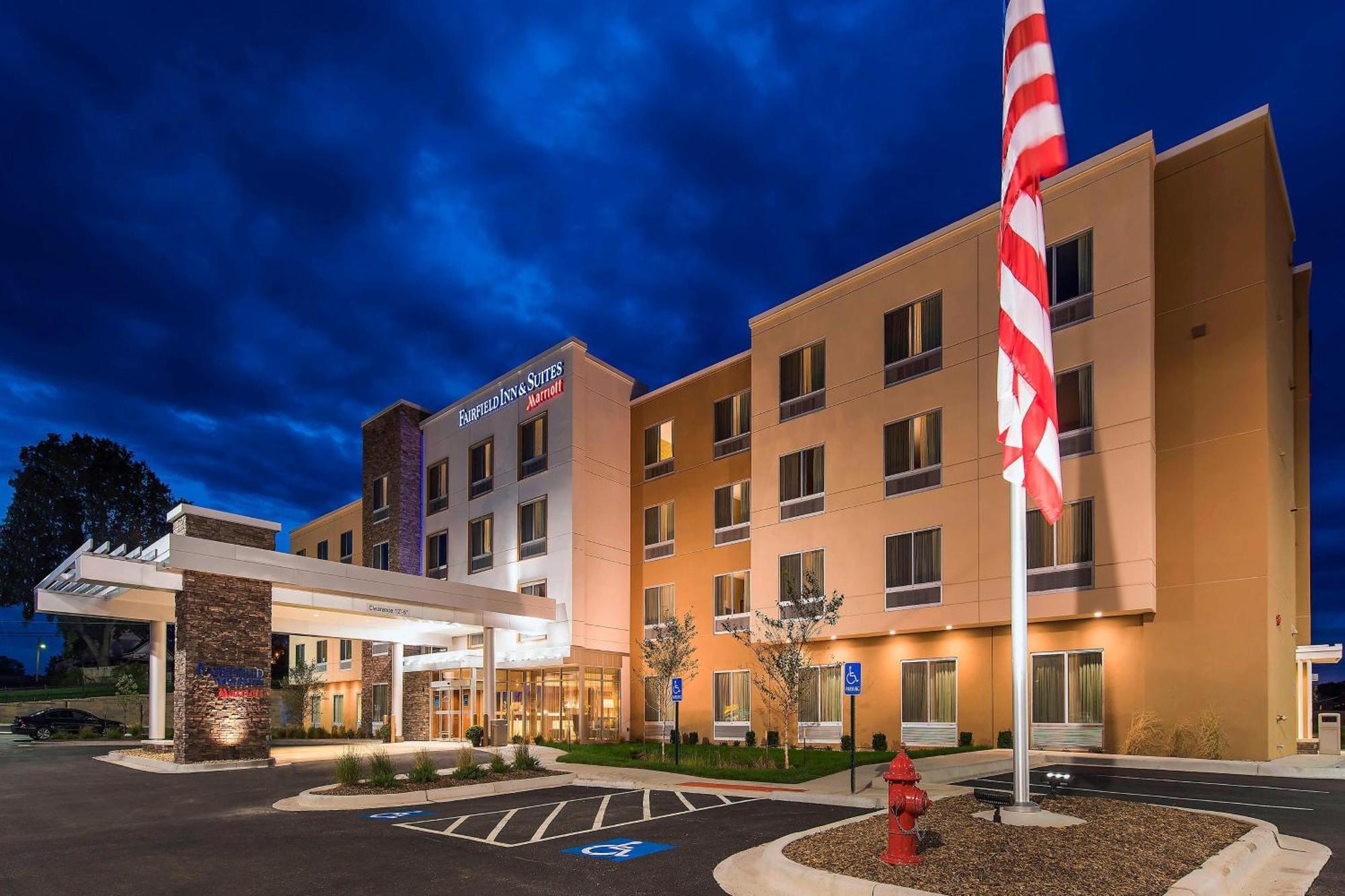 Fairfield Inn & Suites By Marriott Левънуърт Екстериор снимка